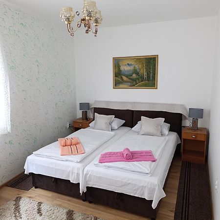 Apartment Safir - Free Parking Sarajevo Exterior photo