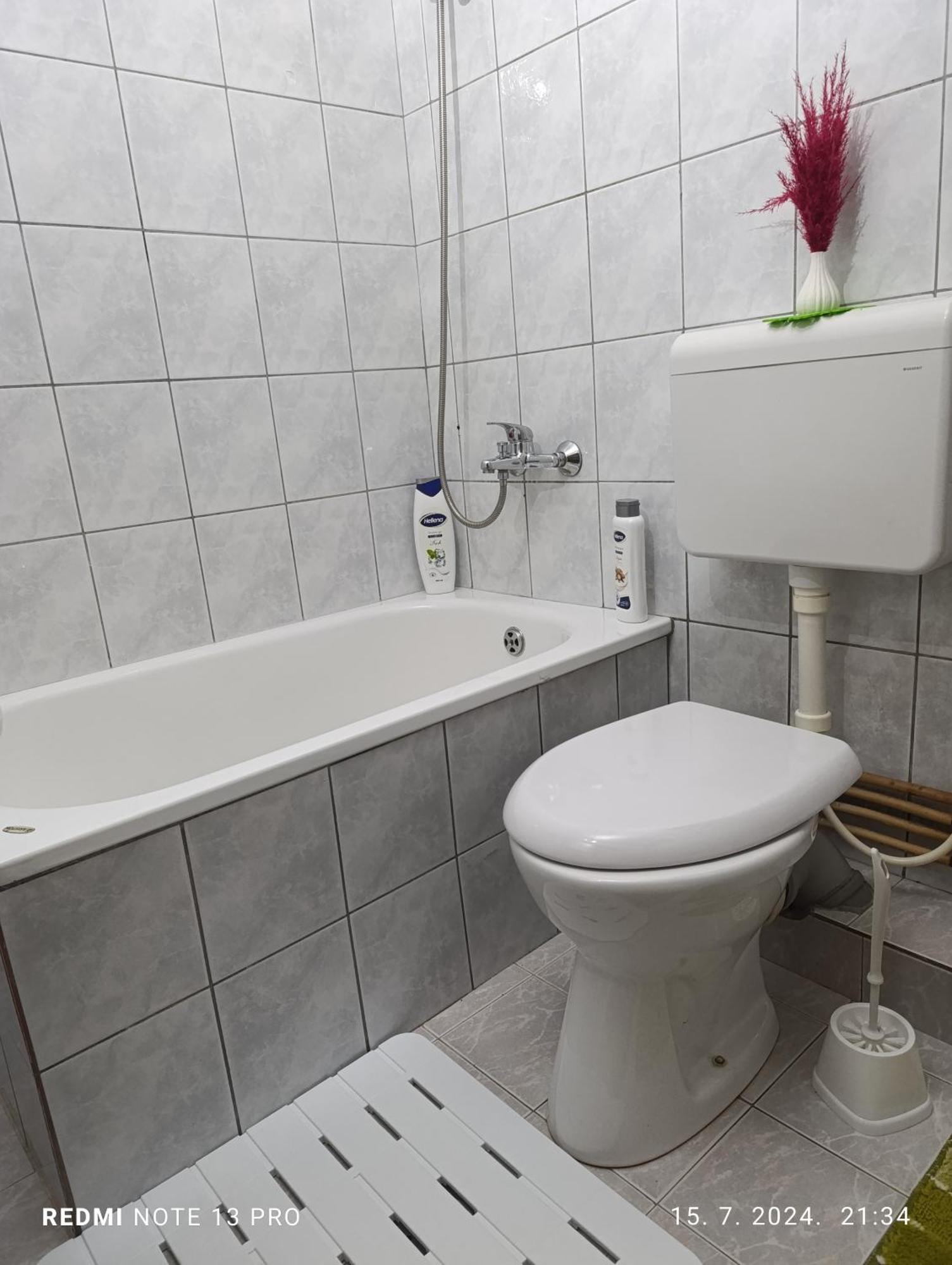 Apartment Safir - Free Parking Sarajevo Exterior photo