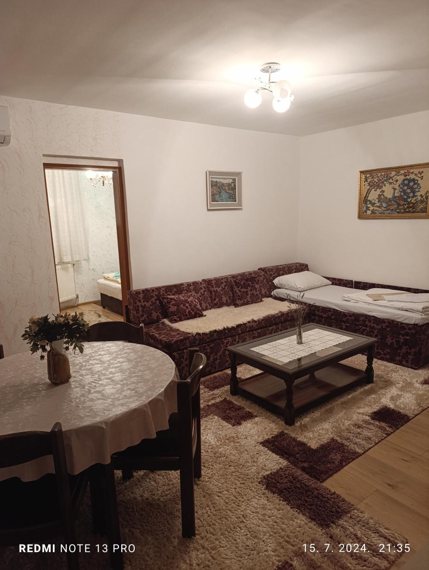 Apartment Safir - Free Parking Sarajevo Exterior photo